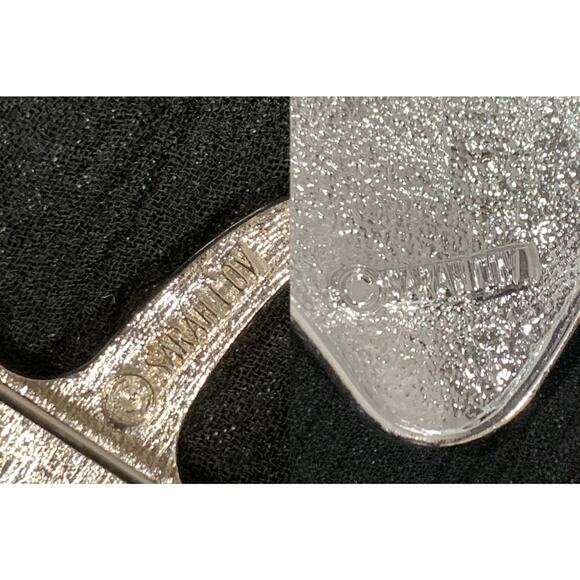 70s Sarah Coventry Silver Strawberry Brooch & Seagull Brooch | Lot 2 Pins - Picture 6 of 6